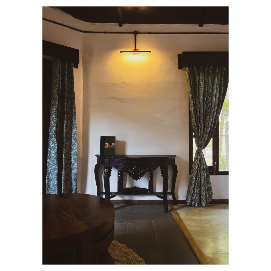 Hotel Mulberry House Almora Esterno foto