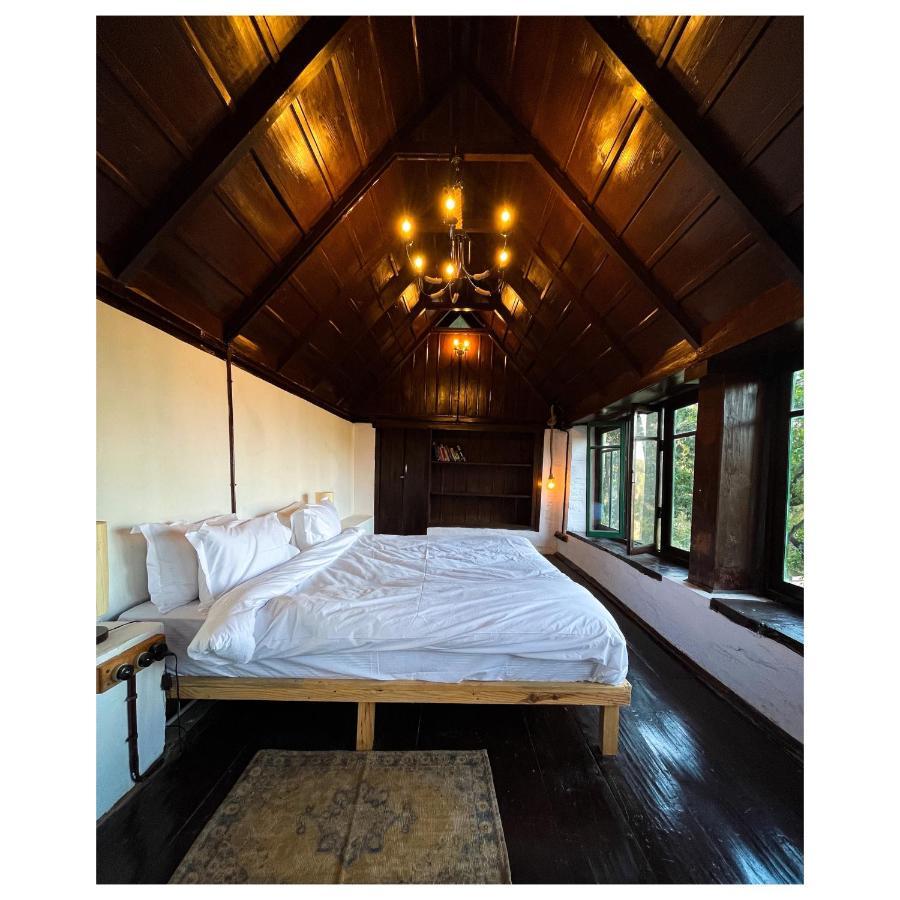 Hotel Mulberry House Almora Esterno foto